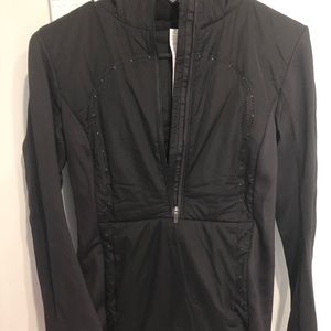 Lululemon pull over half zip wind breaker